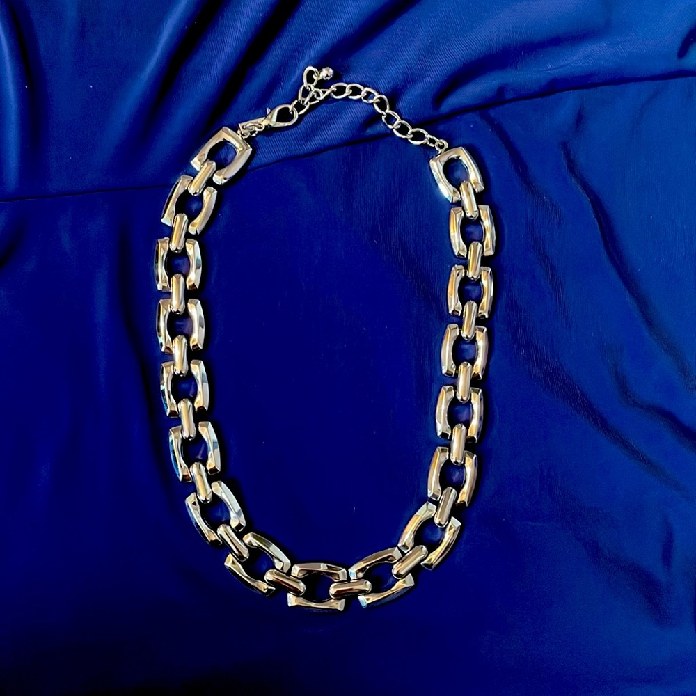 WHBM silver chain necklace